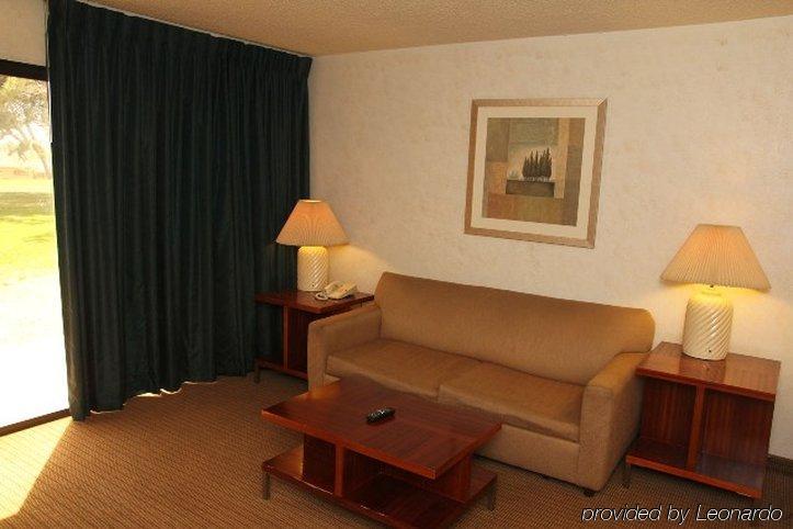 Green Tree Inn And Extended Stay Suites Victorville Extérieur photo